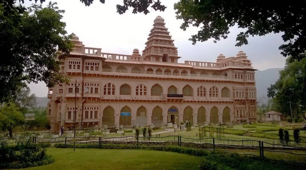 Chandragiri Fort