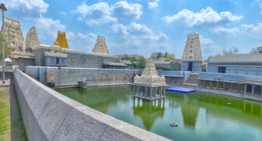 Kamakshi Temple